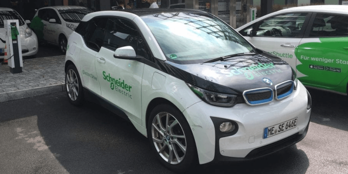Schneider electric bmw i3 old symbolbild min