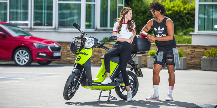 Skoda berider e roller electric scooter min