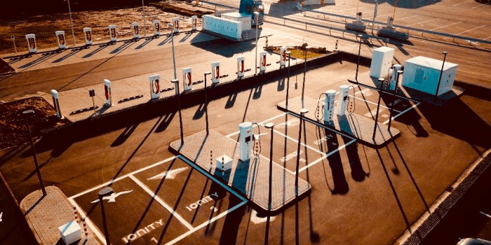 Total autohof lutterberg ionity ladestation charging station tesla supercharger min