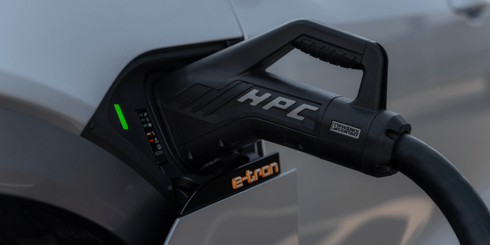 Audi e tron sportback ccs hpc phoenix contact min