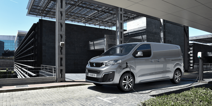 Peugeot e expert e transporter electric transporter min