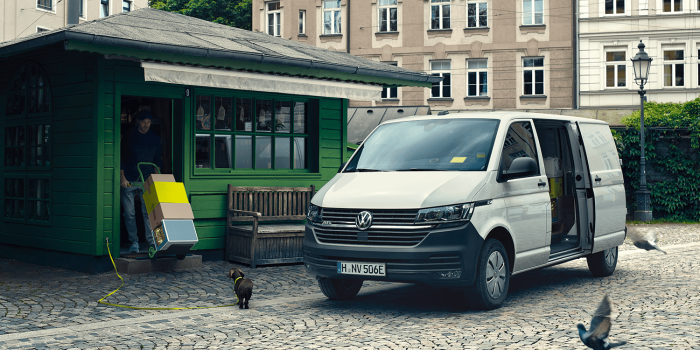 Volkswagen abt e transporter min
