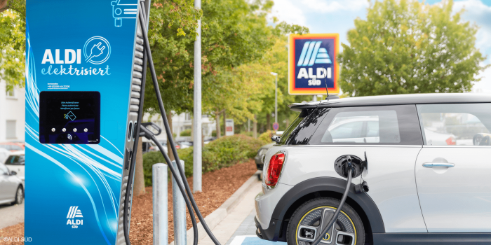 Aldi sued ladestation charging station min
