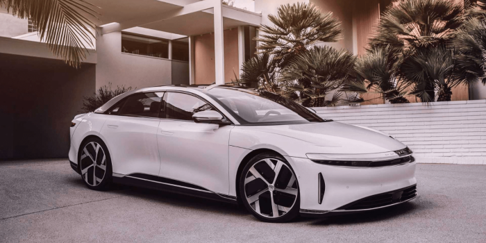 Lucid air min