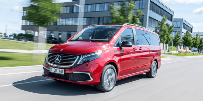 Mercedes benz eqv min