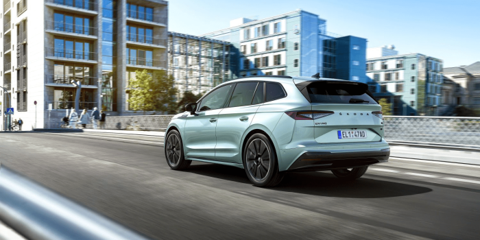 Skoda enyaq iv founders edition min