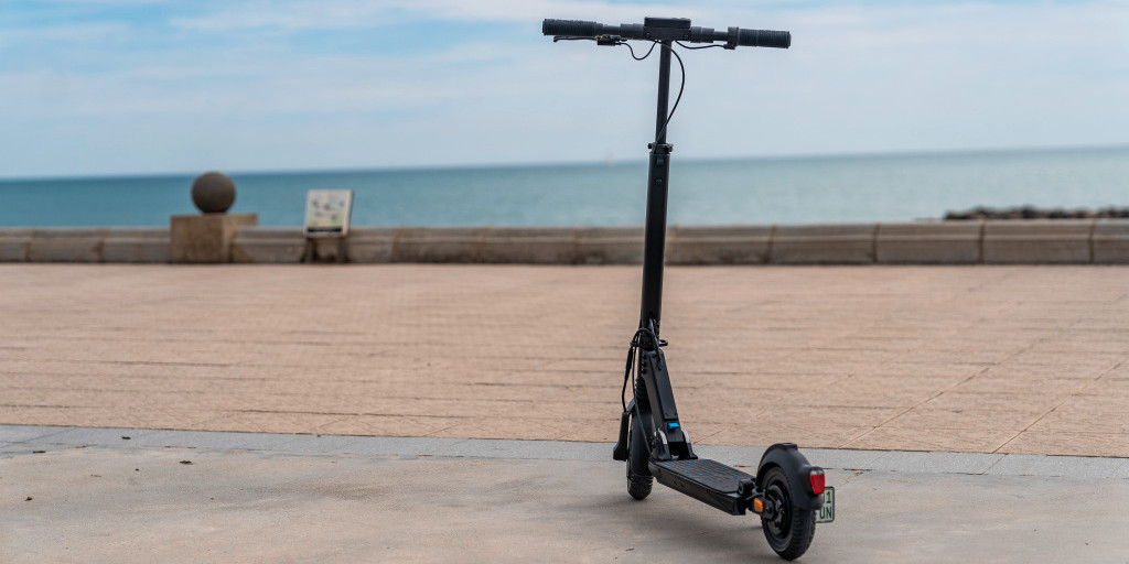 Mercedes Benz Micro Mobility Systems E Tretroller eScooter