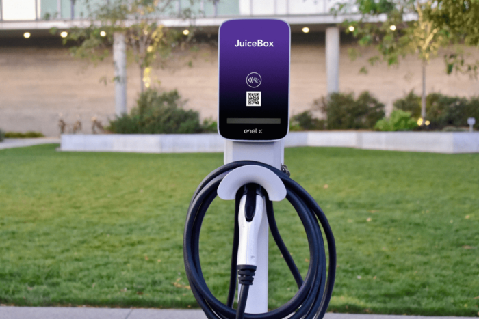 Enel x juicebox ladestation charging station min e