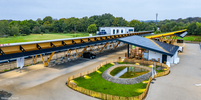 Fastned tesla baecker schueren hilden tesvolt min