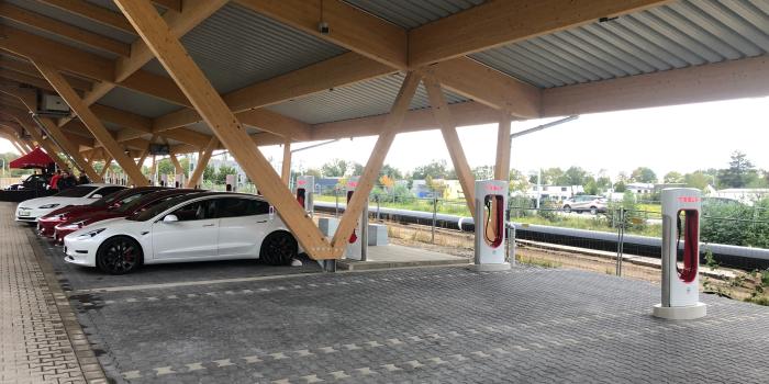 Ladepark kreuz hilden