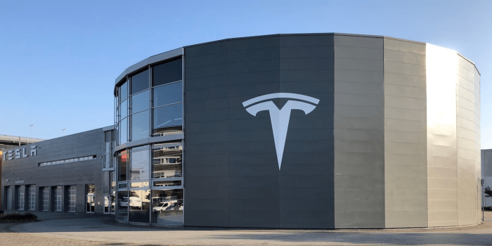 Tesla service center hamburg wandsbek min