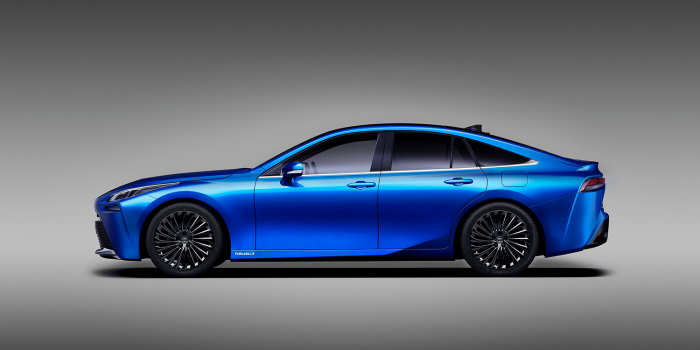 Toyota mirai min