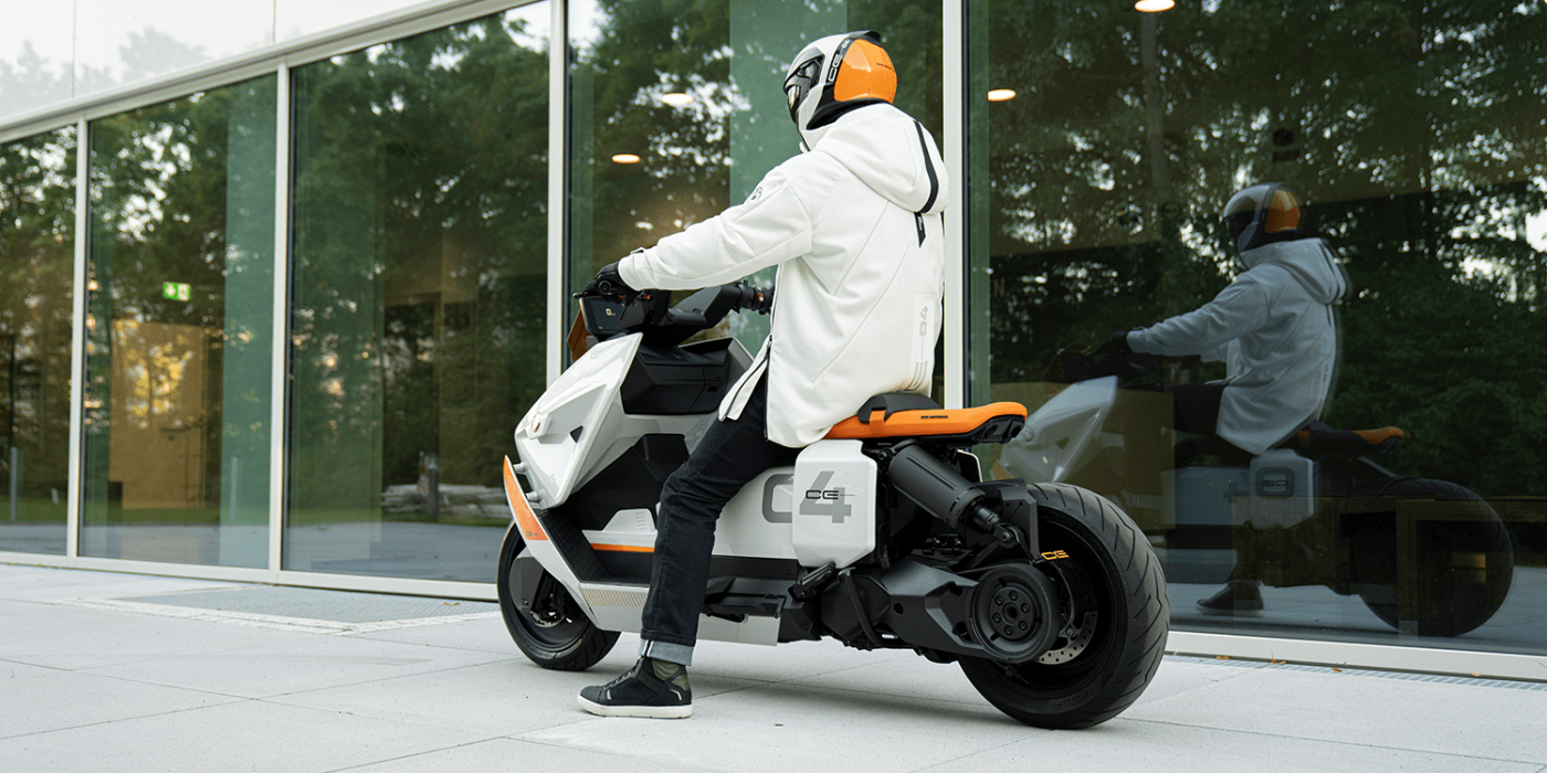 bmw motorrad definition ce 04 e motorrad electric motorcycle 2020 03 min bmw motorrad definition ce 04 e motorrad electric motorcycle 2020 03 min