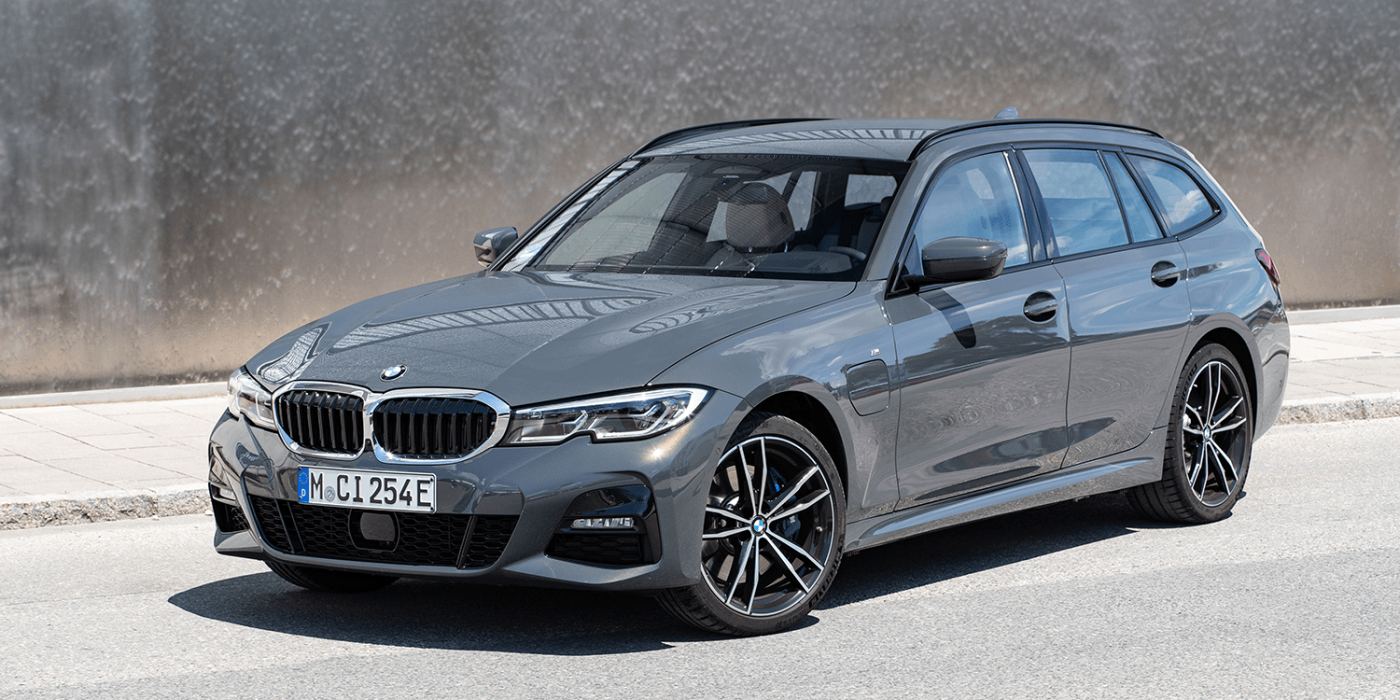 bmw 320e touring phev 2021 02 min bmw 320e touring phev 2021 02 min