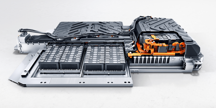 Mercedes benz eqa batterie battery min