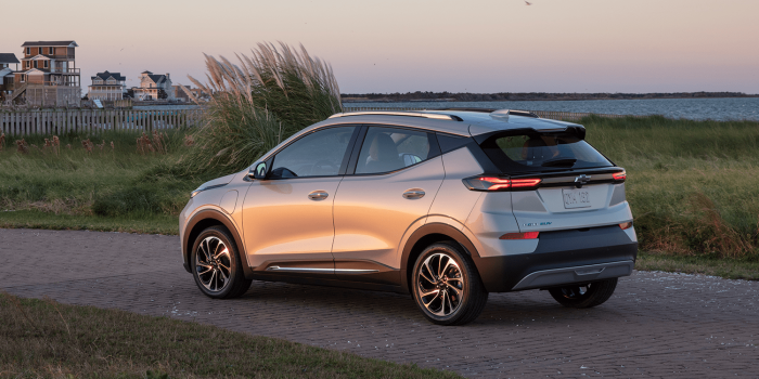 Chevrolet bolt euv min