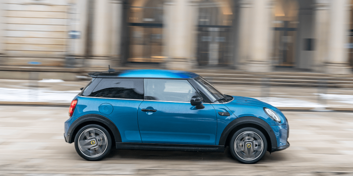 Mini cooper se min