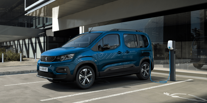 Peugeot e rifter min