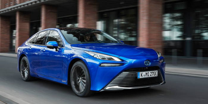 Toyota mirai min