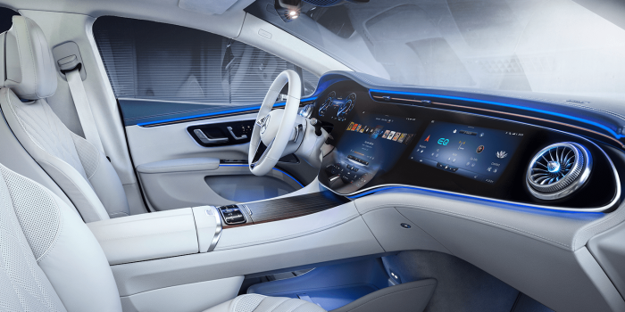 Mercedes benz eqs min