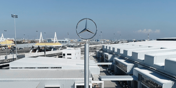 Mercedes benz symbolbild min