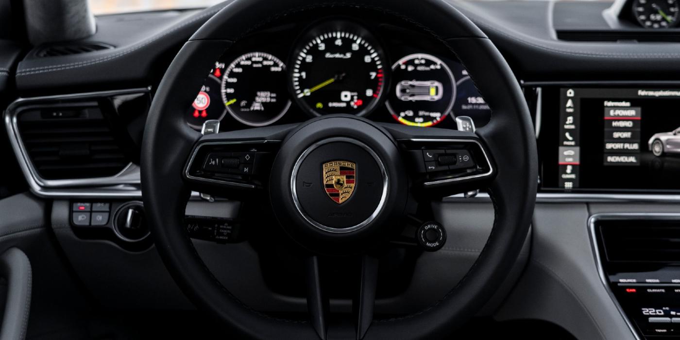 porsche panamera turbo s e hybrid phev 07 porsche panamera turbo s e hybrid phev 07