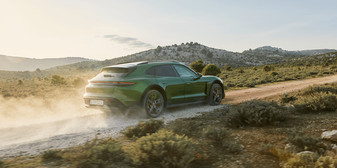 porsche taycan cross turismo turbo s 2021 01 min porsche taycan cross turismo turbo s 2021 01 min