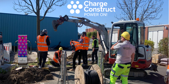 Charge construct ladestation bau