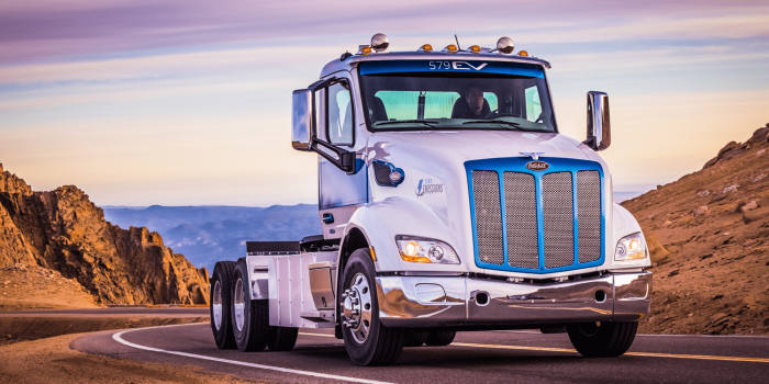 Peterbilt 579ev e lkw electric truck usa min
