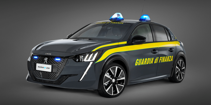 Peugeot e guardia di finanza min
