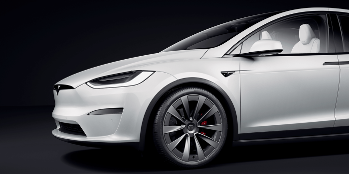 Tesla model x min
