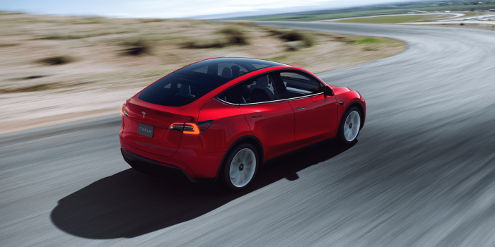 Tesla model y min