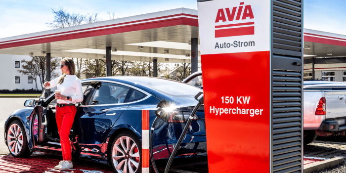 Avia ladestation charging station min