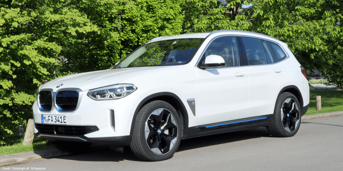 Bmw ix3 christoph schwarzer min