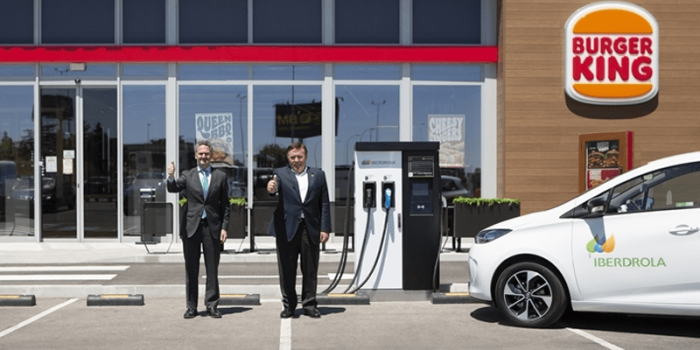 Iberdrola ladestation charging station burger king spanien spain min