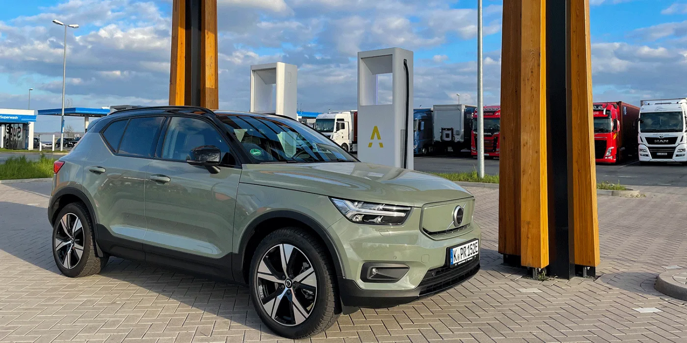 Volvo XC40 Recharge Pure Electric im Fahrbericht electrive