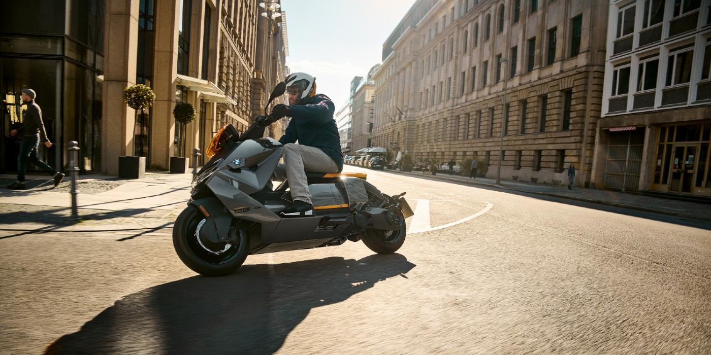 bmw ce 04 02