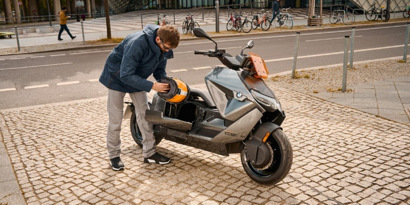 bmw ce 04 06