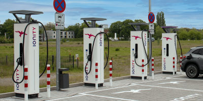 mercedes benz eqa fahrbericht ionity ladestation charging station daniel boennighausen 2021 03 min