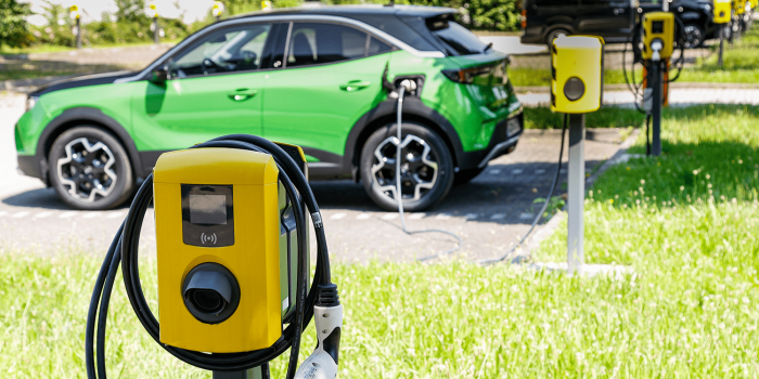 Opel ladestation charging station min