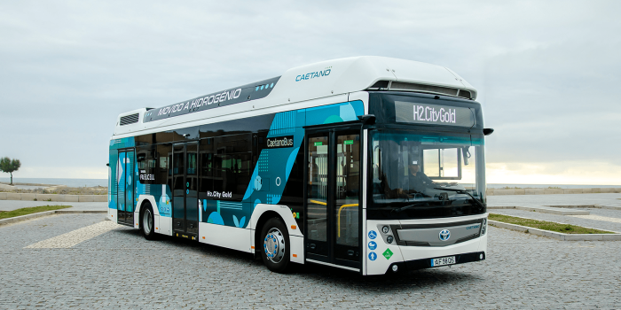 Toyota caetanobus h2 city gold brennstoffzellen bus fuel cell bus min