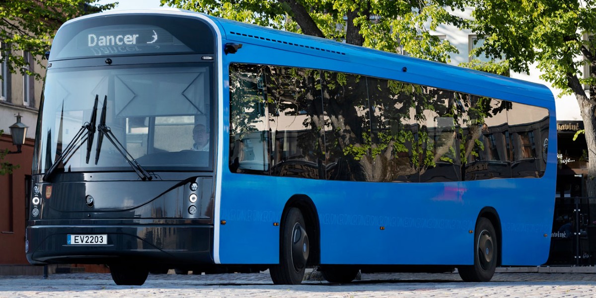 Dancer bus