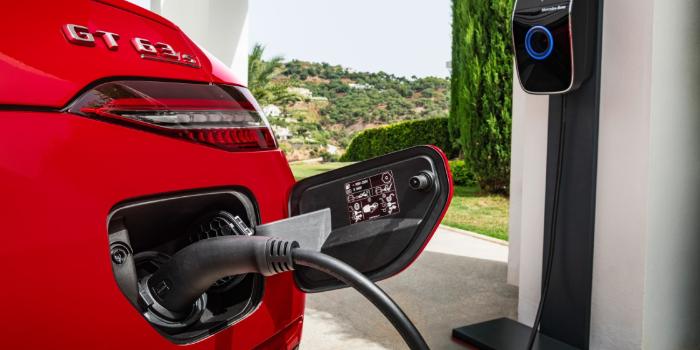 Mercedes amg gt s e performance