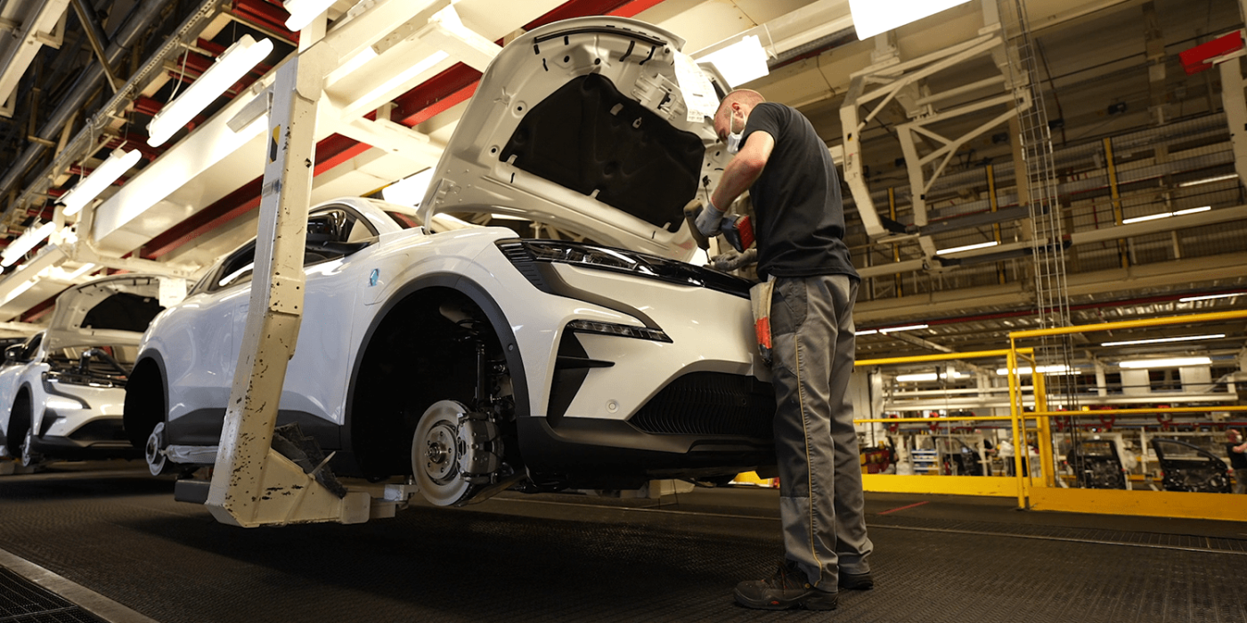 Renault megane e tech electric produktion production min