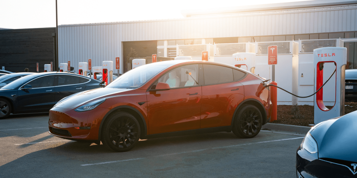 Tesla model y supercharger min