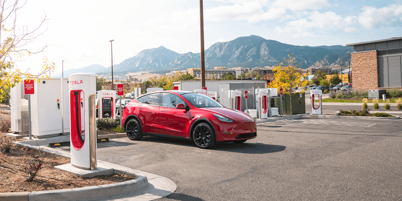 Tesla model y supercharger min