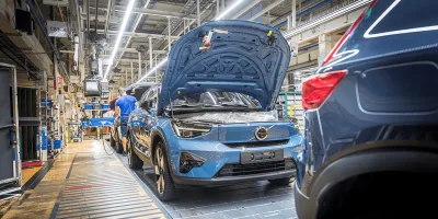 Volvo c recharge produktion production min