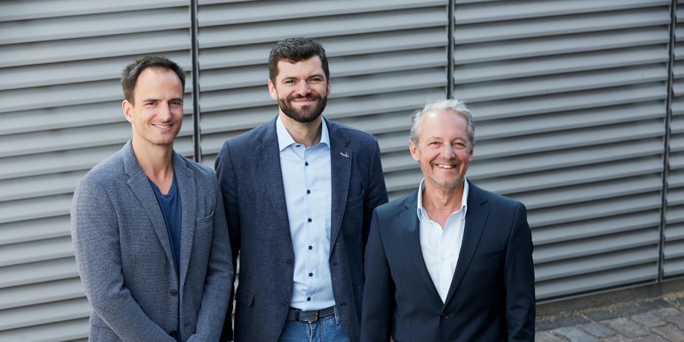Onomotion philipp kahle beres seelbach murat gunak