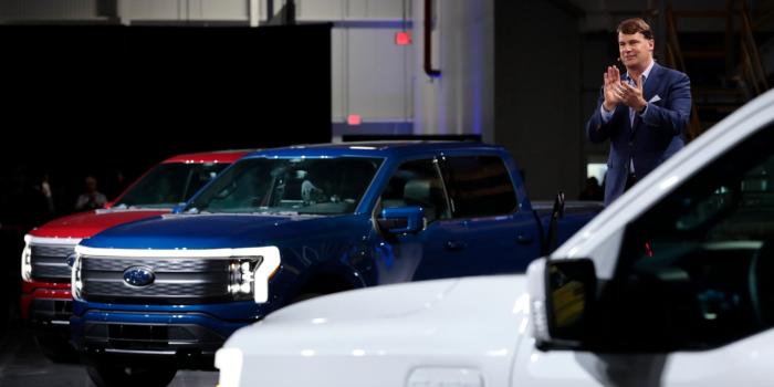 Ford f lightning produktionsstart