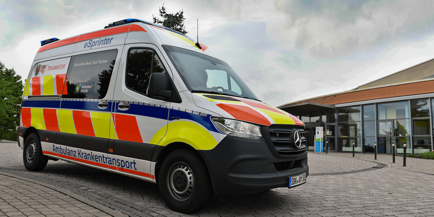 Mercedes benz esprinter krankenwagen ambulance min
